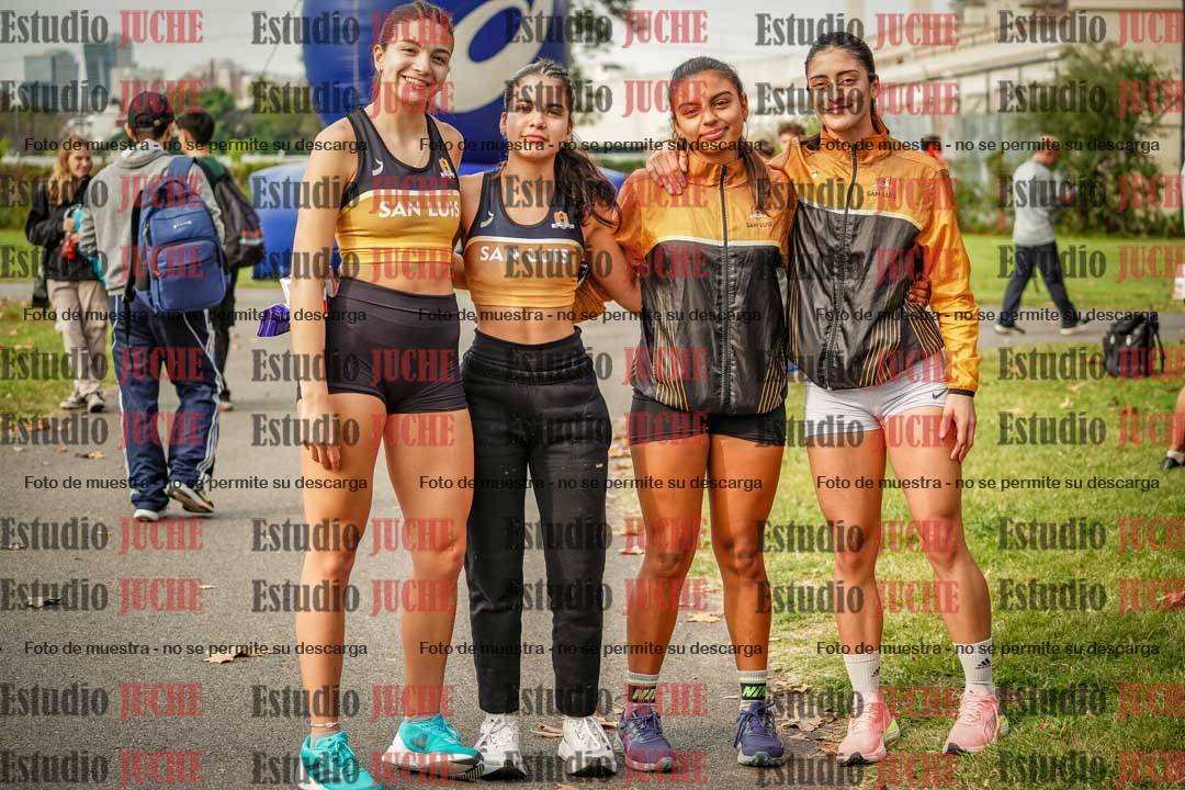 Fotos de algunos extras del día 1