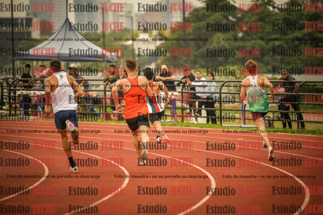 Fotos de los 800 m llanos de varones