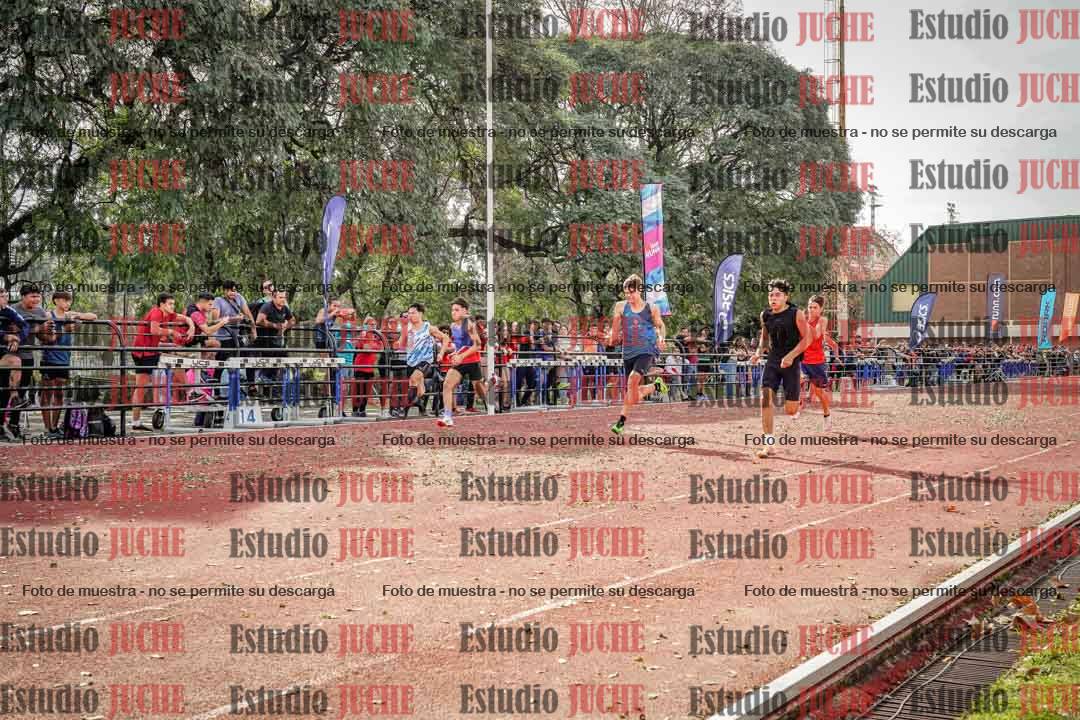 Fotos de los 100 m llanos de varones