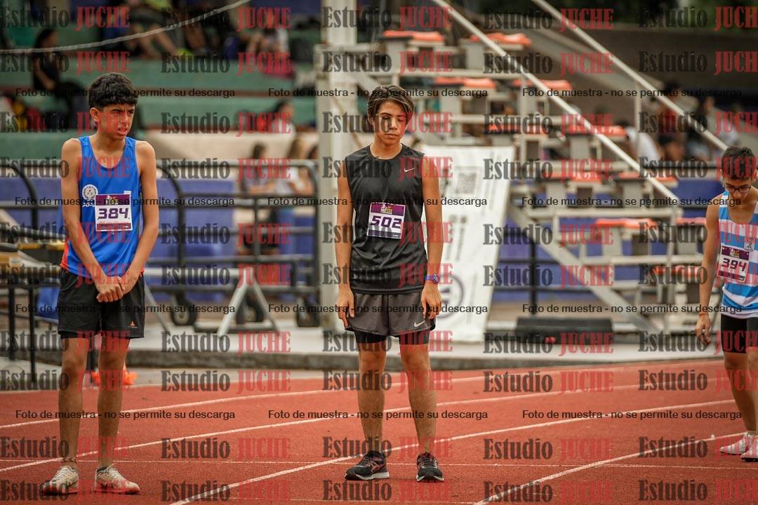 Fotos de los 800 m llanos de varones