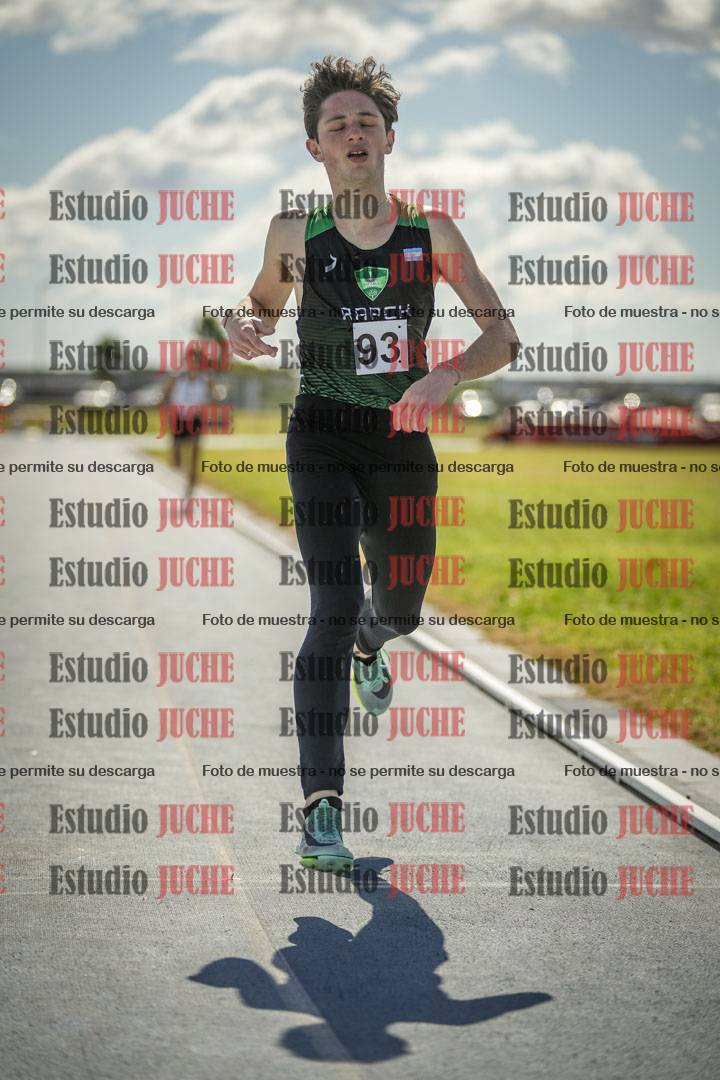 Fotos de los 800 m llanos de varones