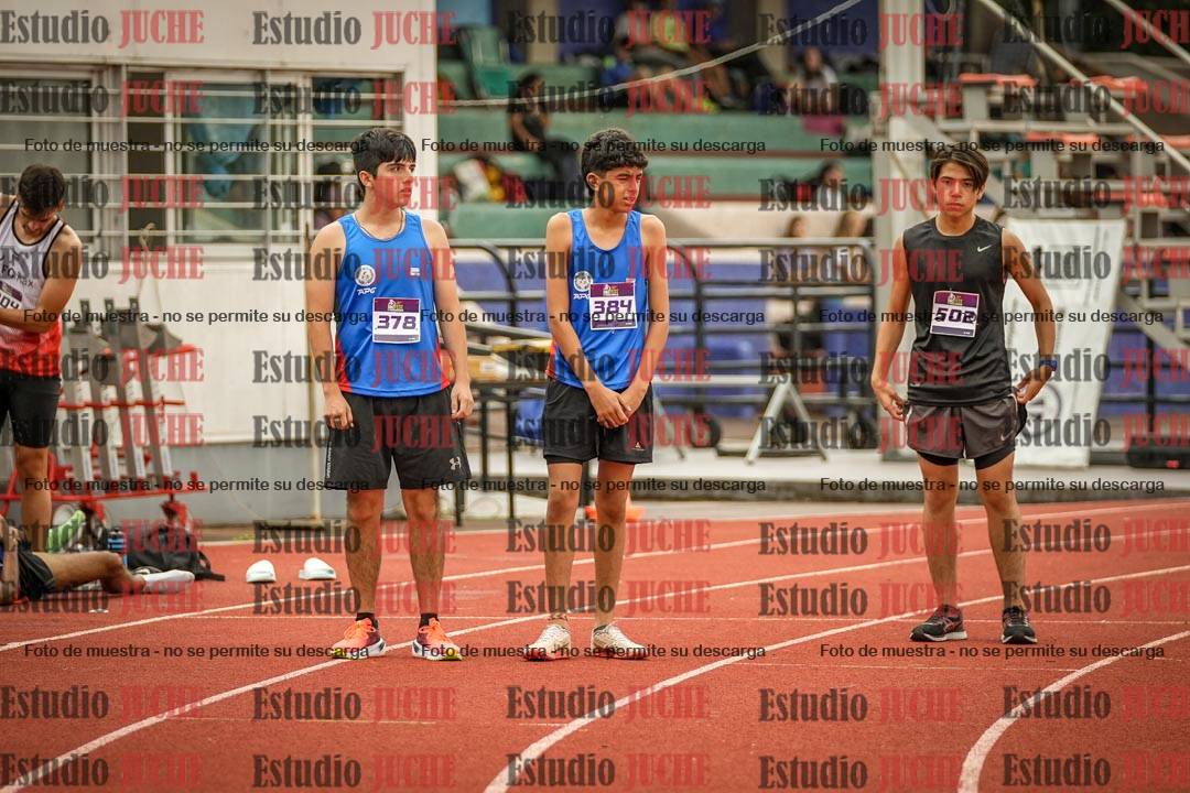 Fotos de los 800 m llanos de varones