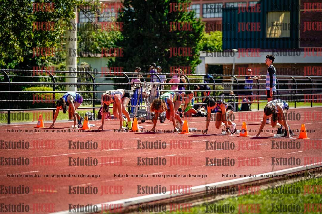 Fotos de los 80 m con vallas de mujeres