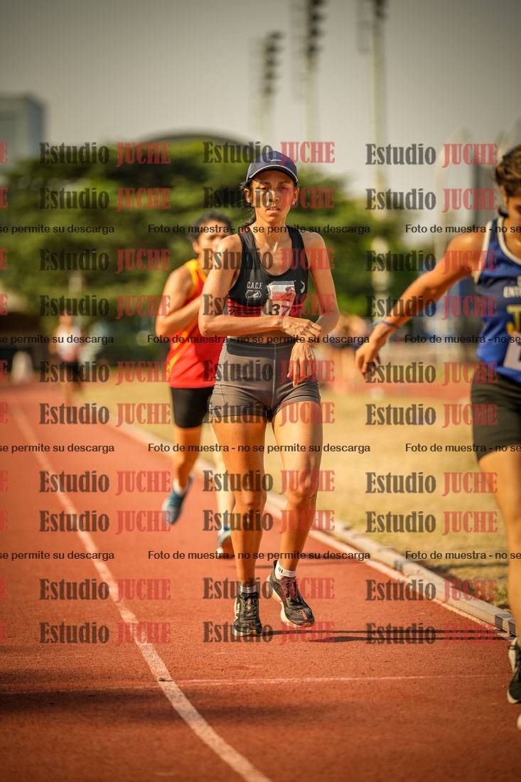 Fotos de los 1500 m llanos de mujeres