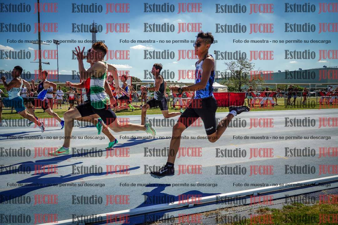 Fotos de los 100 m llanos de varones