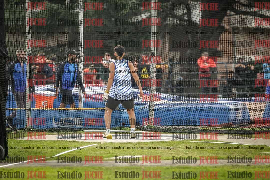 Fotos del lanzamiento de martillo de varones