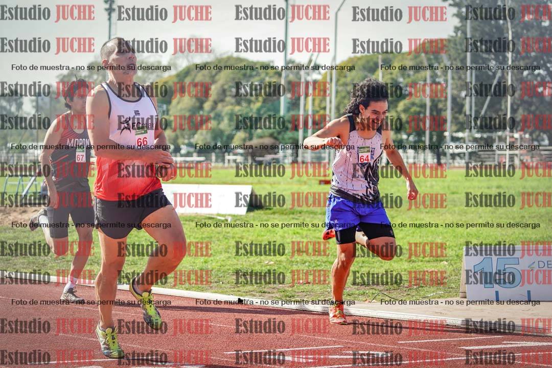 Fotos de los 800 m llanos de varones