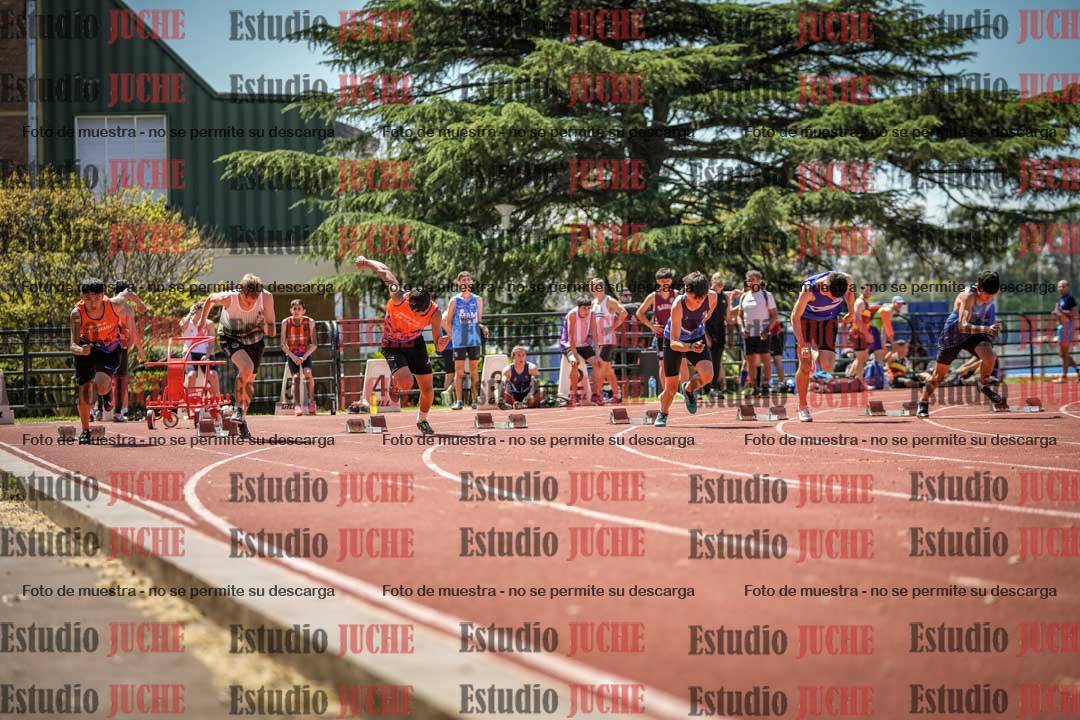 Fotos de los 100 m llanos de varones