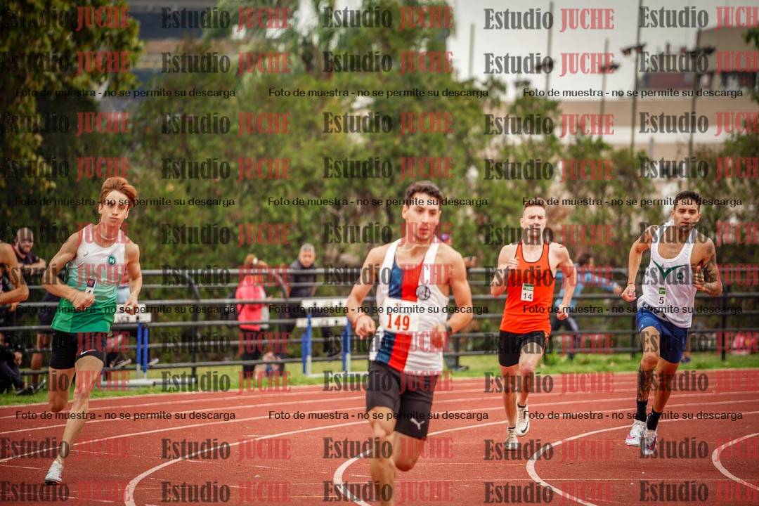 Fotos de los 800 m llanos de varones