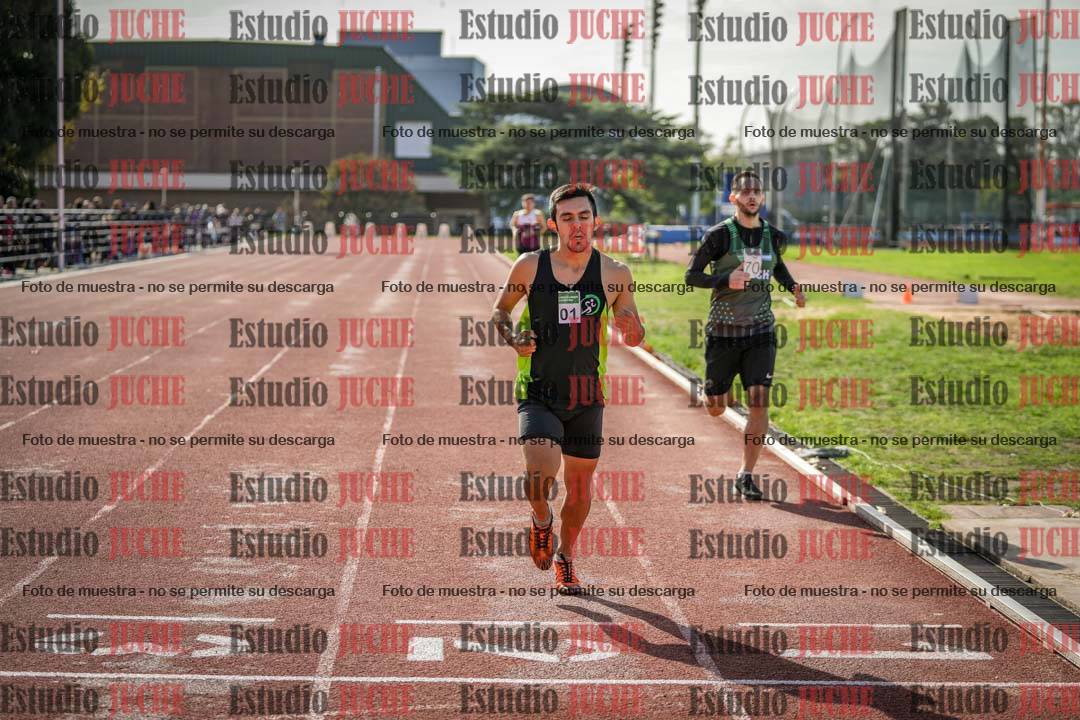Fotos de los 800 m llanos de varones