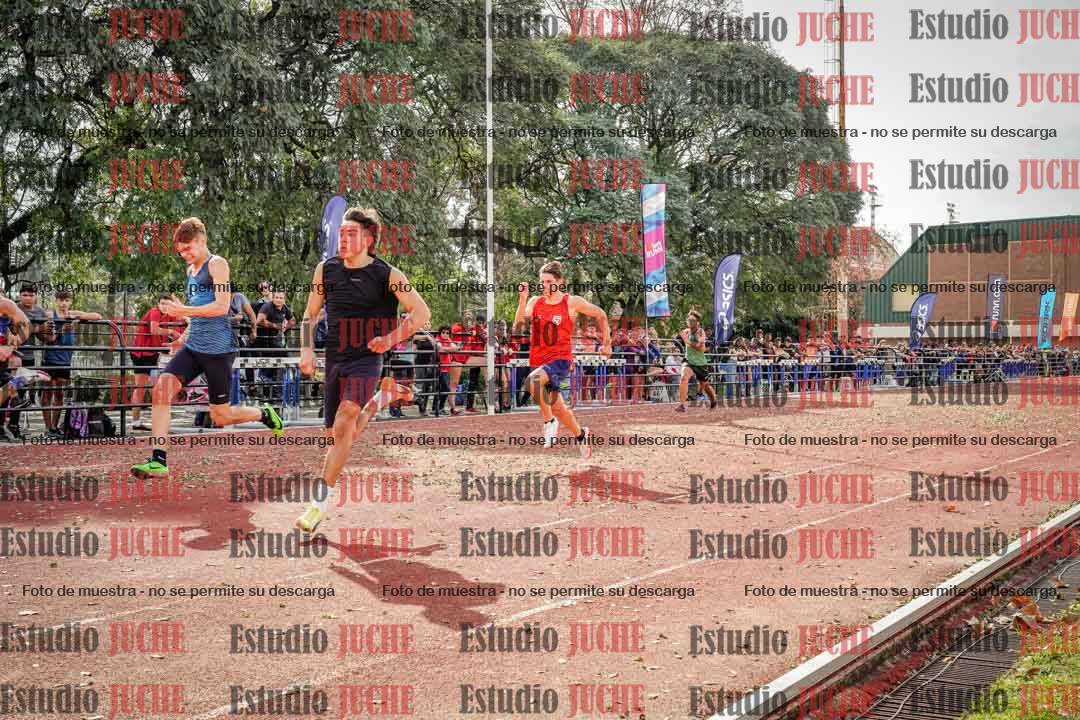 Fotos de los 100 m llanos de varones