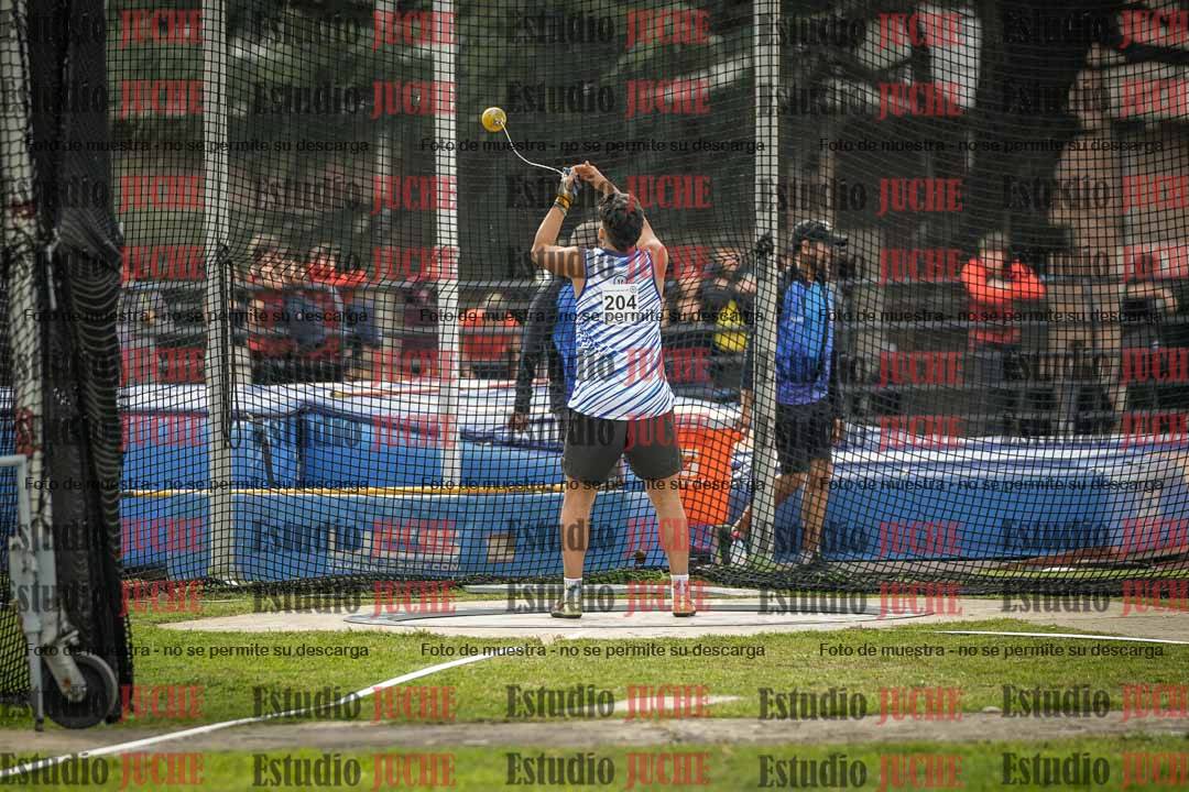Fotos del lanzamiento de martillo de varones