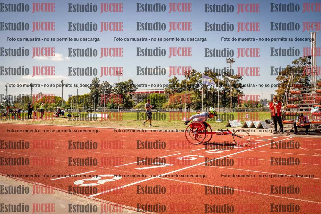 Fotos de los 400 m llanos de varones