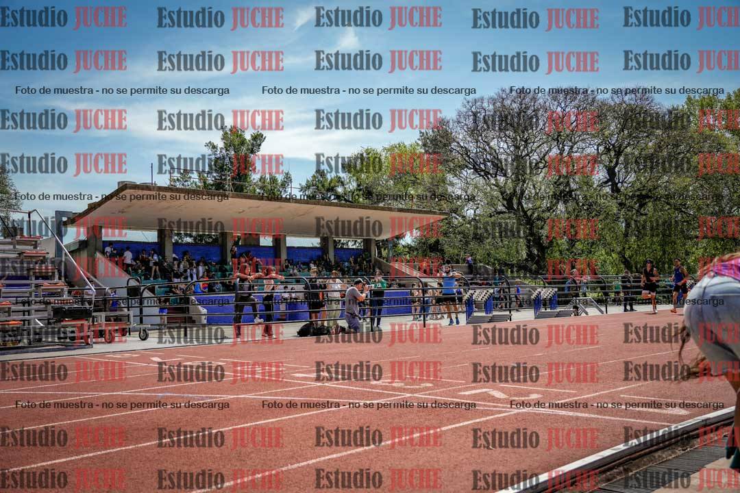 Fotos de los 400 m llanos de varones