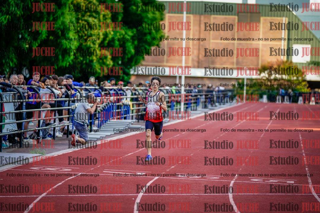 Fotos de los 400 m llanos de varones