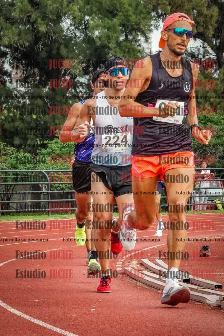 Fotos de los 3000 m llanos de varones