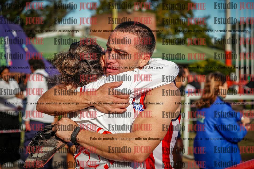 Fotos de algunos extras y podios del día 3