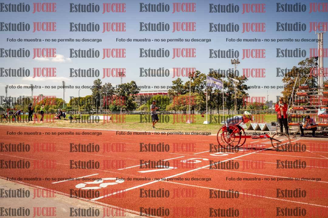 Fotos de los 400 m llanos de varones