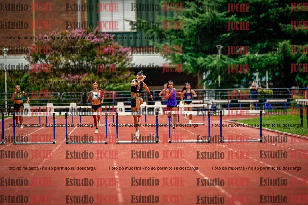 Fotos de los 400 m con vallas de mujeres