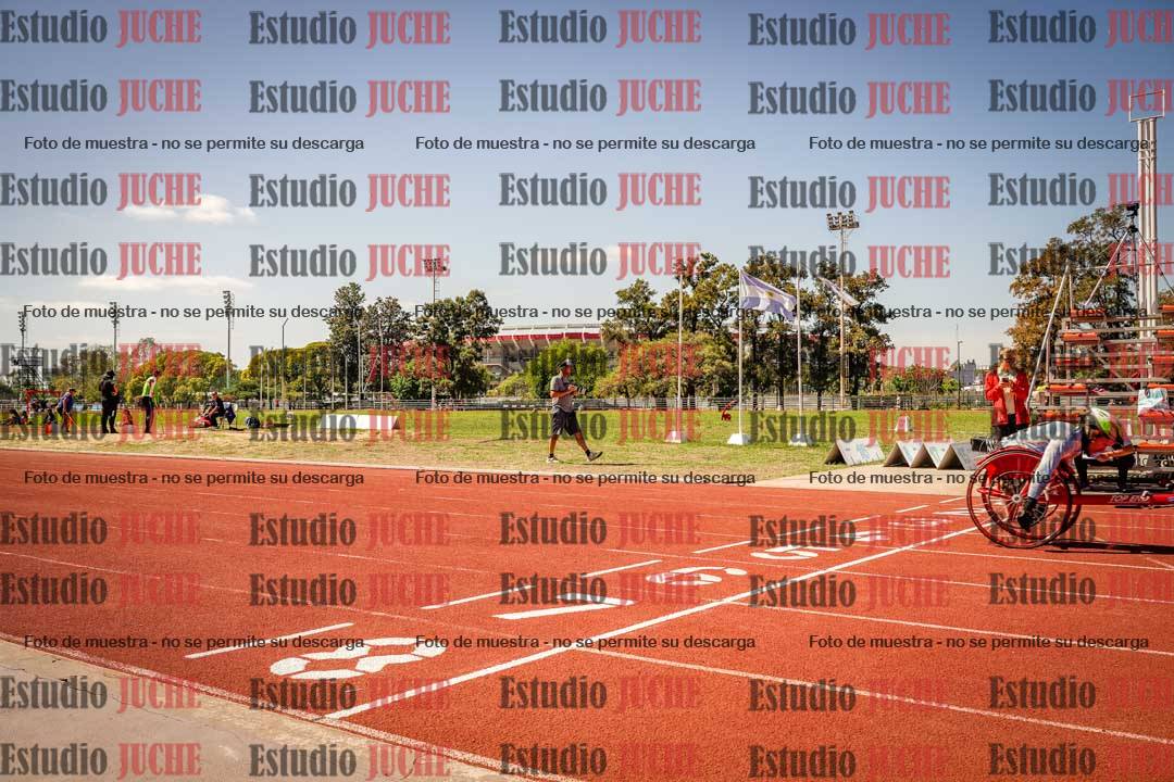 Fotos de los 400 m llanos de varones