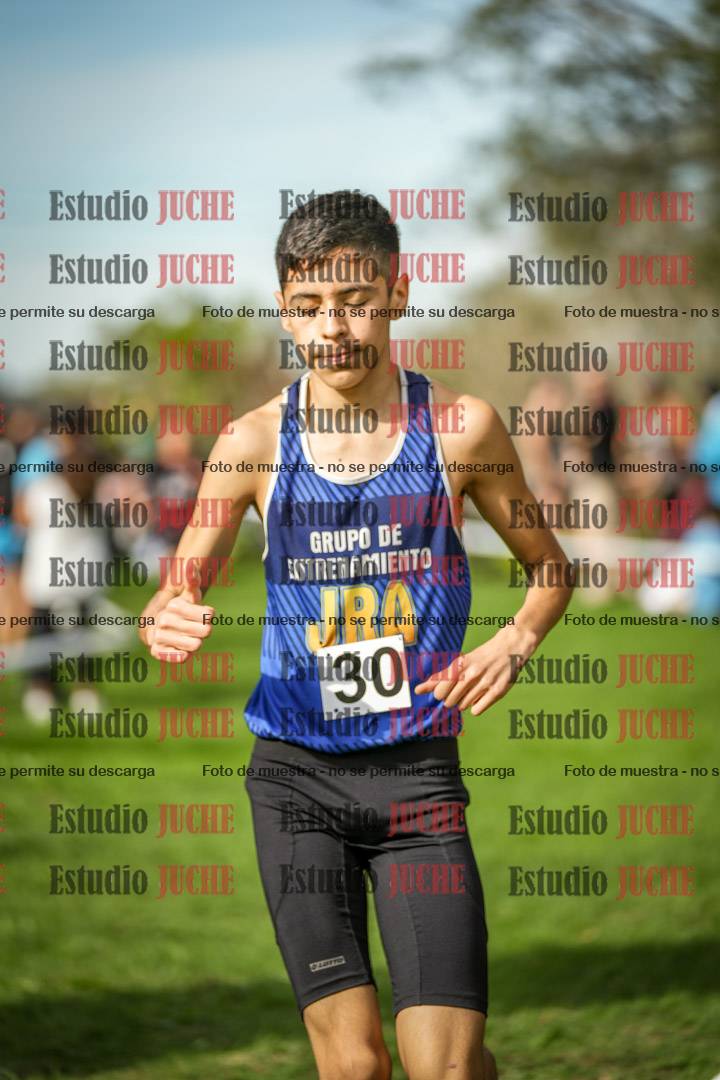 Fotos de la llegada del cross de 2000 m