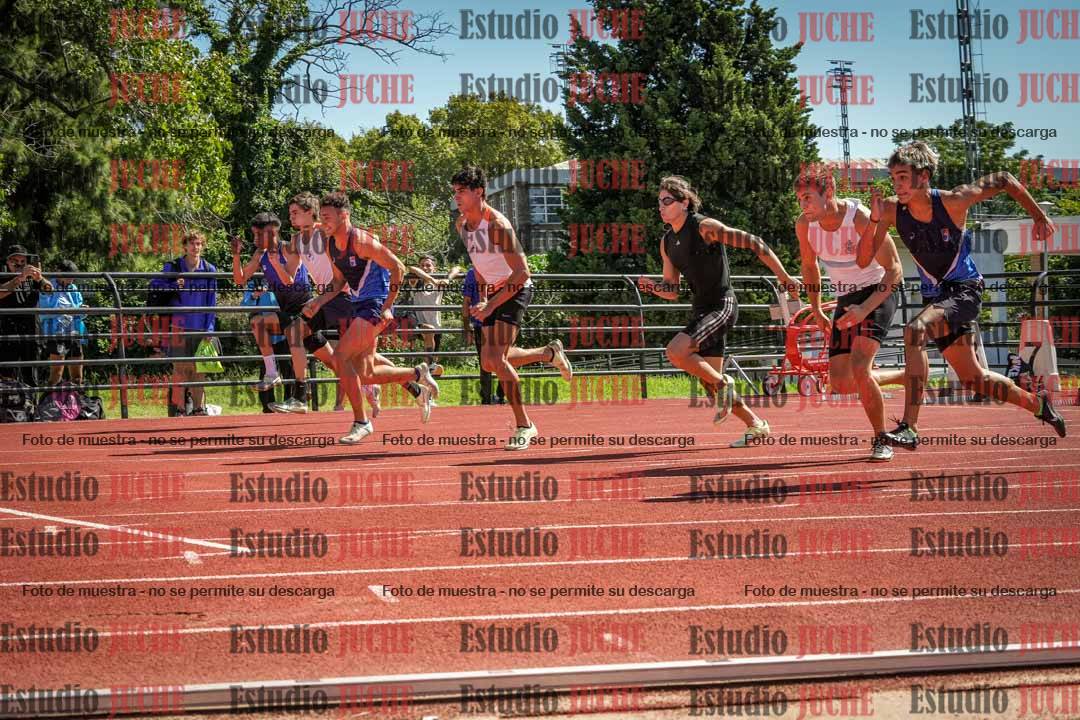 Fotos de los 100 m con vallas de varones