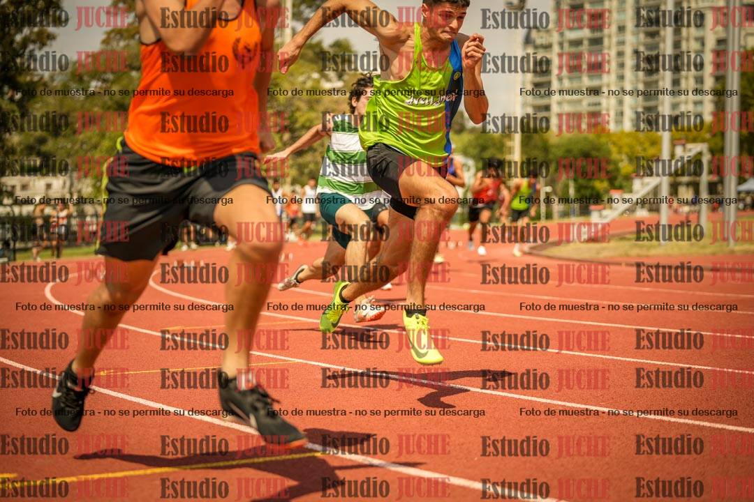 Fotos de los 200 m llanos de varones