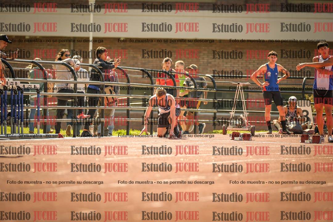 Fotos de los 100 m llanos de varones