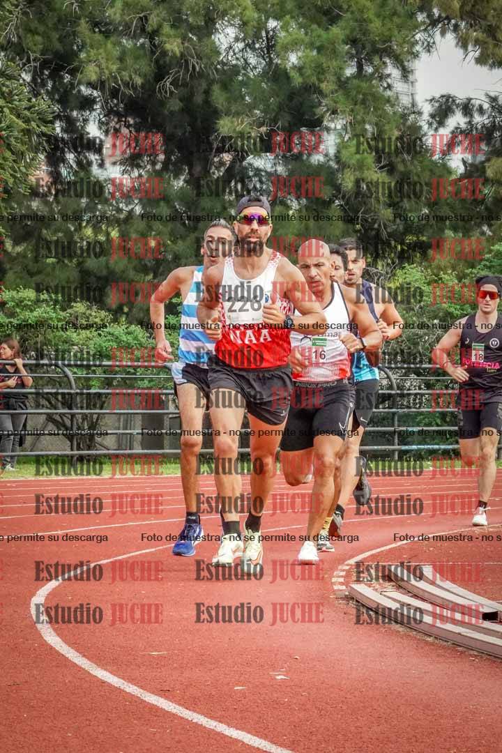 Fotos de los 3000 m llanos de varones