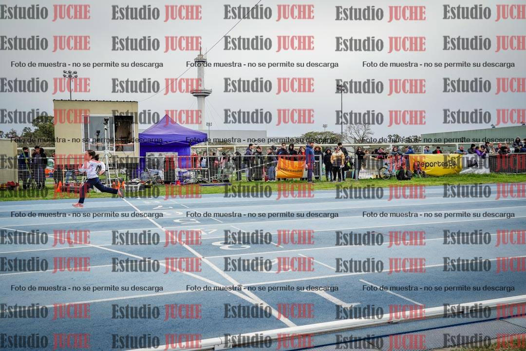 Fotos de los 50 m llanos de mujeres - U12