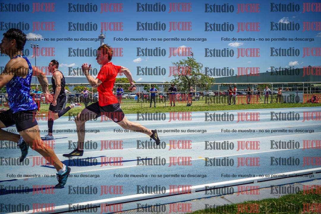 Fotos de los 100 m llanos de varones