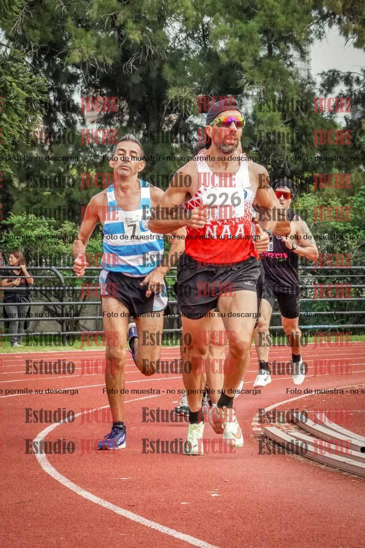 Fotos de los 3000 m llanos de varones