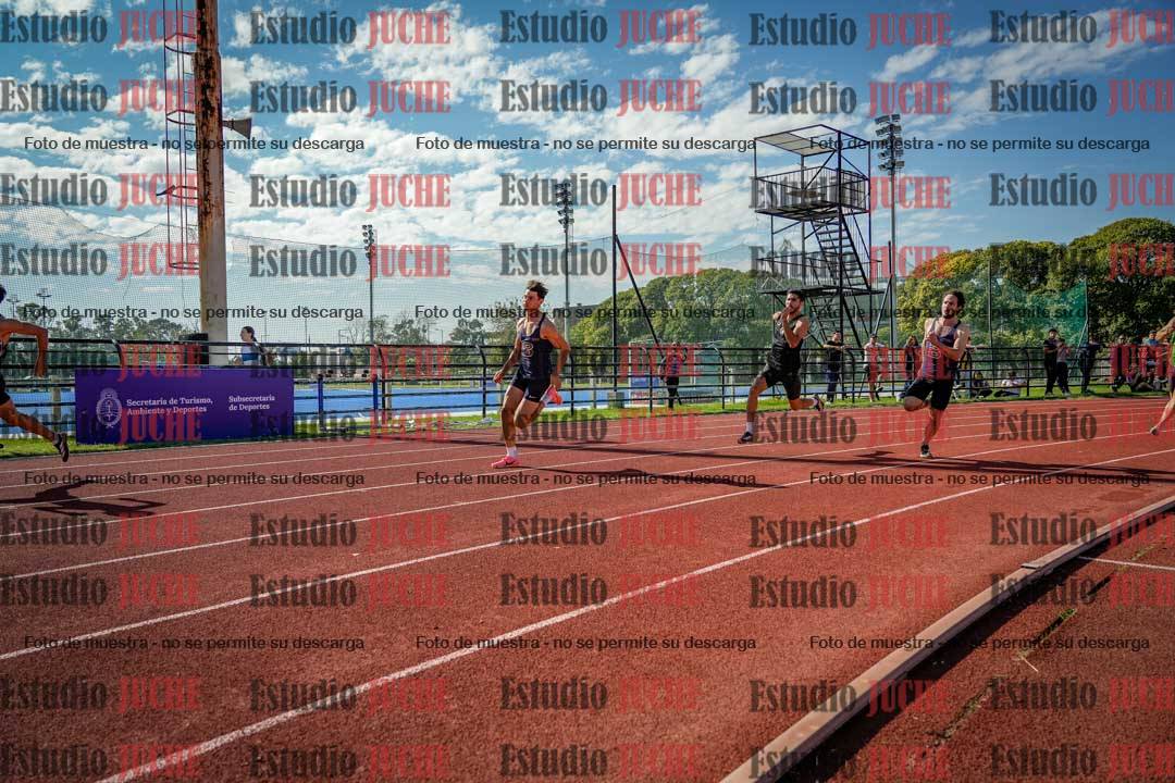 Fotos de los 200 m llanos de varones