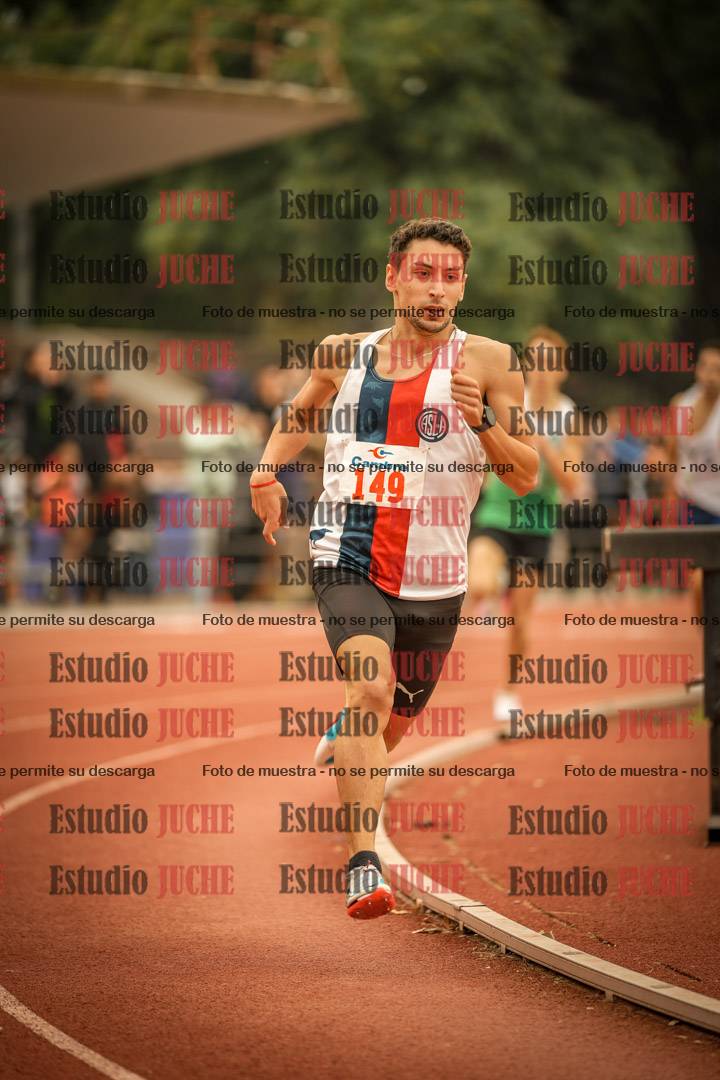 Fotos de los 800 m llanos de varones