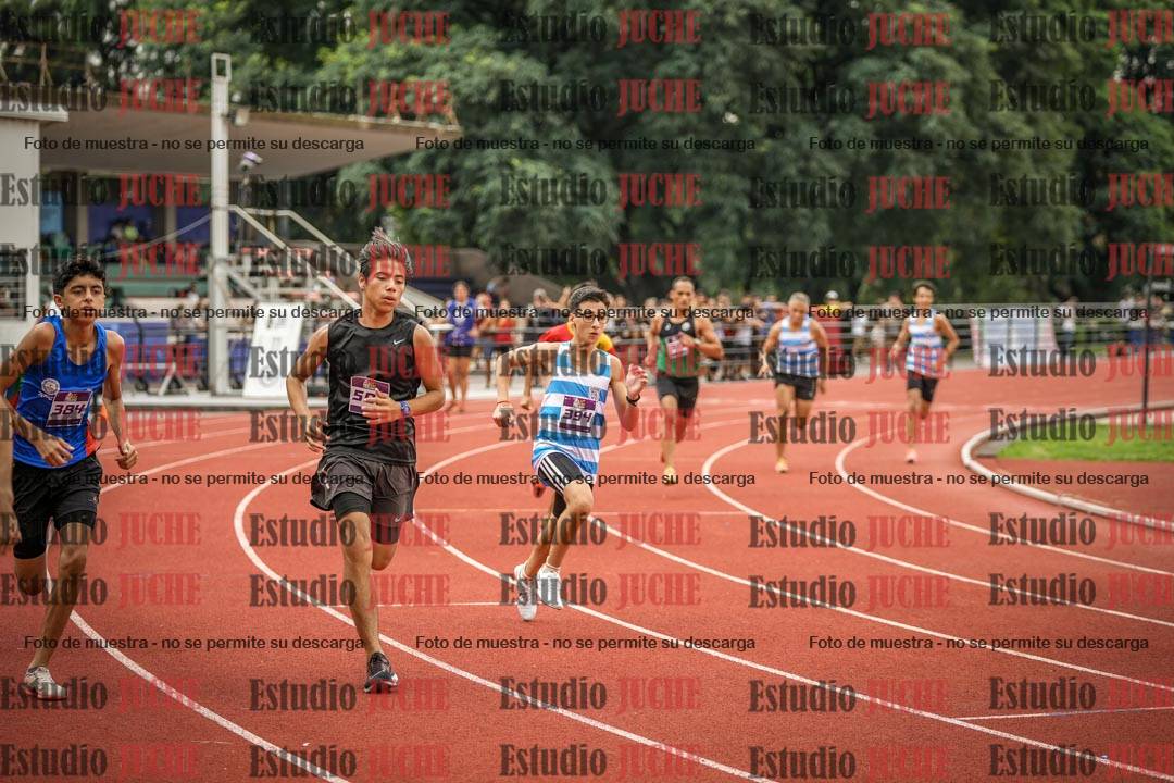 Fotos de los 800 m llanos de varones