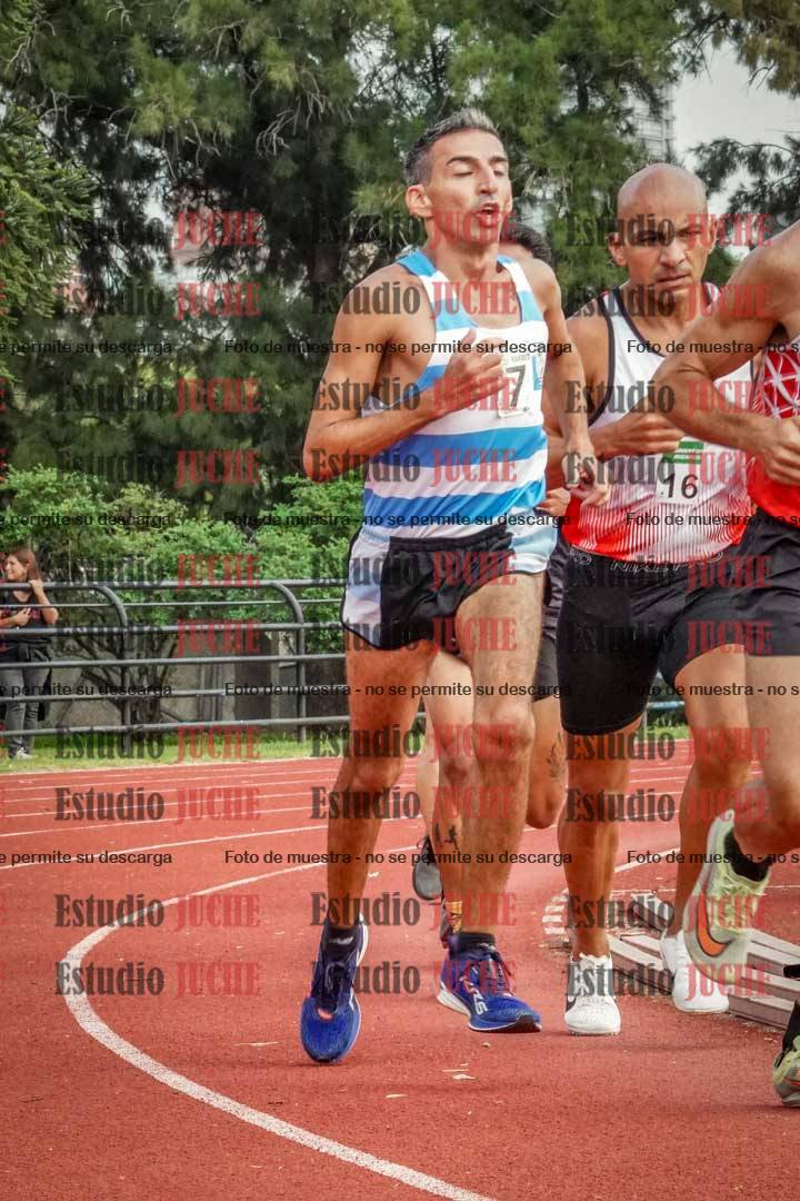 Fotos de los 3000 m llanos de varones