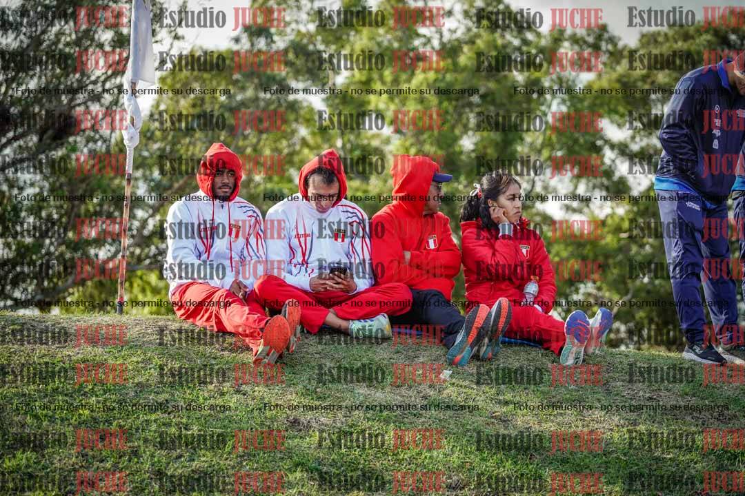 Fotos de algunos extras y podios del día 3