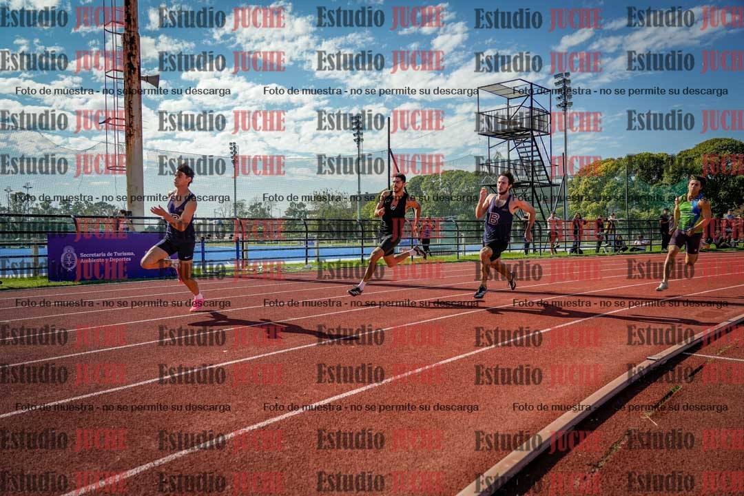 Fotos de los 200 m llanos de varones