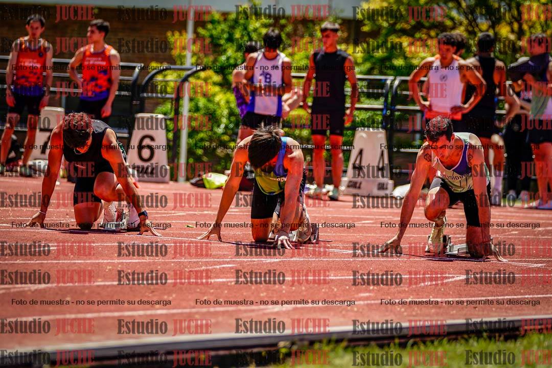 Fotos de los 100 m llanos de varones