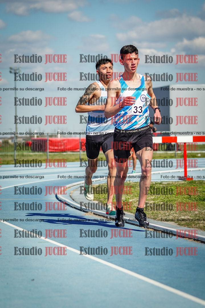 Fotos de los 5000 m llanos de mujeres y varones