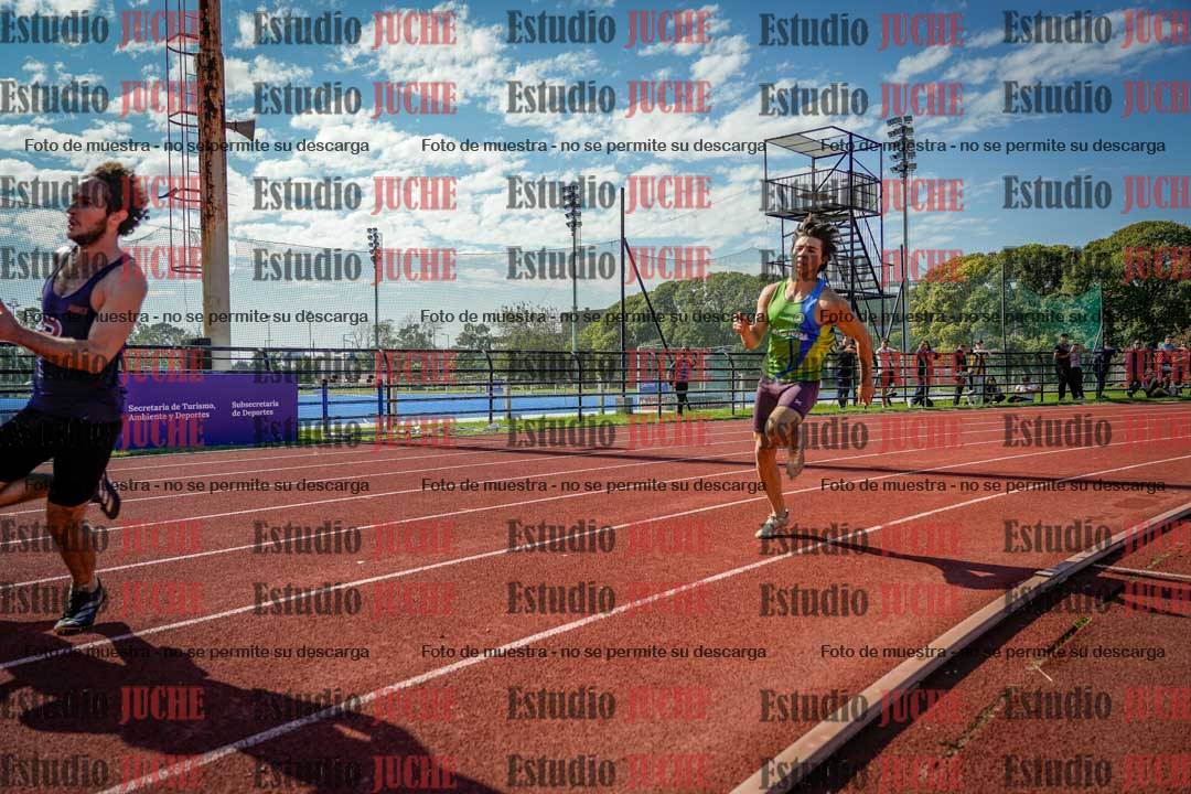 Fotos de los 200 m llanos de varones