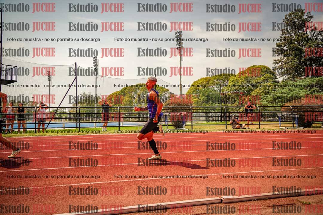 Fotos de los 200 m llanos de varones