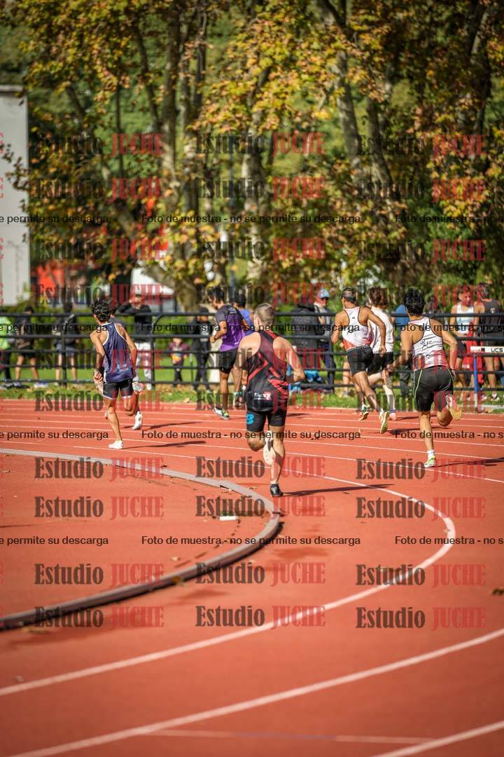 Fotos de los 800 m llanos de varones