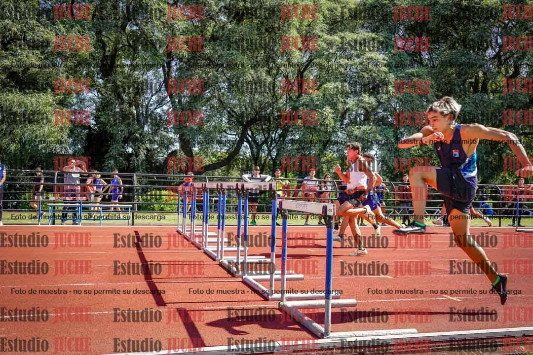 Fotos de los 100 m con vallas de varones