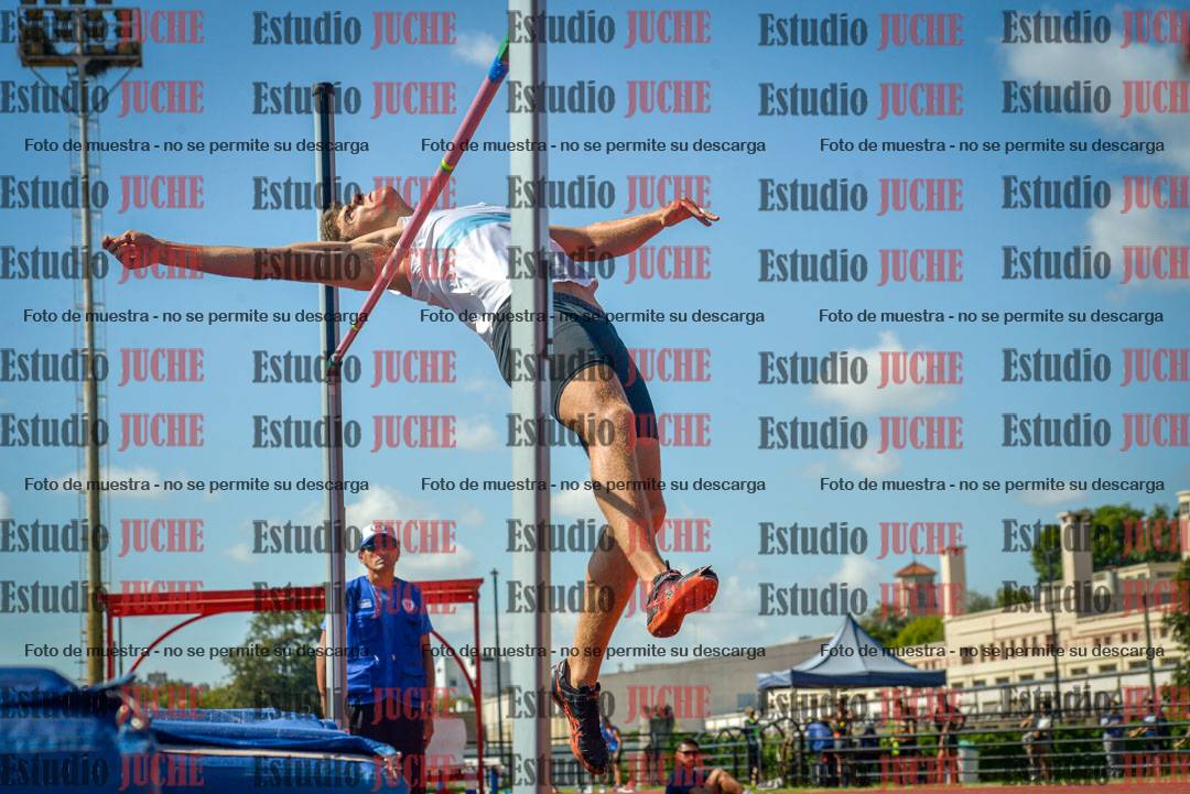 Fotos del salto en alto de varones
