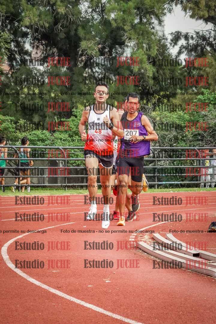 Fotos de los 3000 m llanos de varones