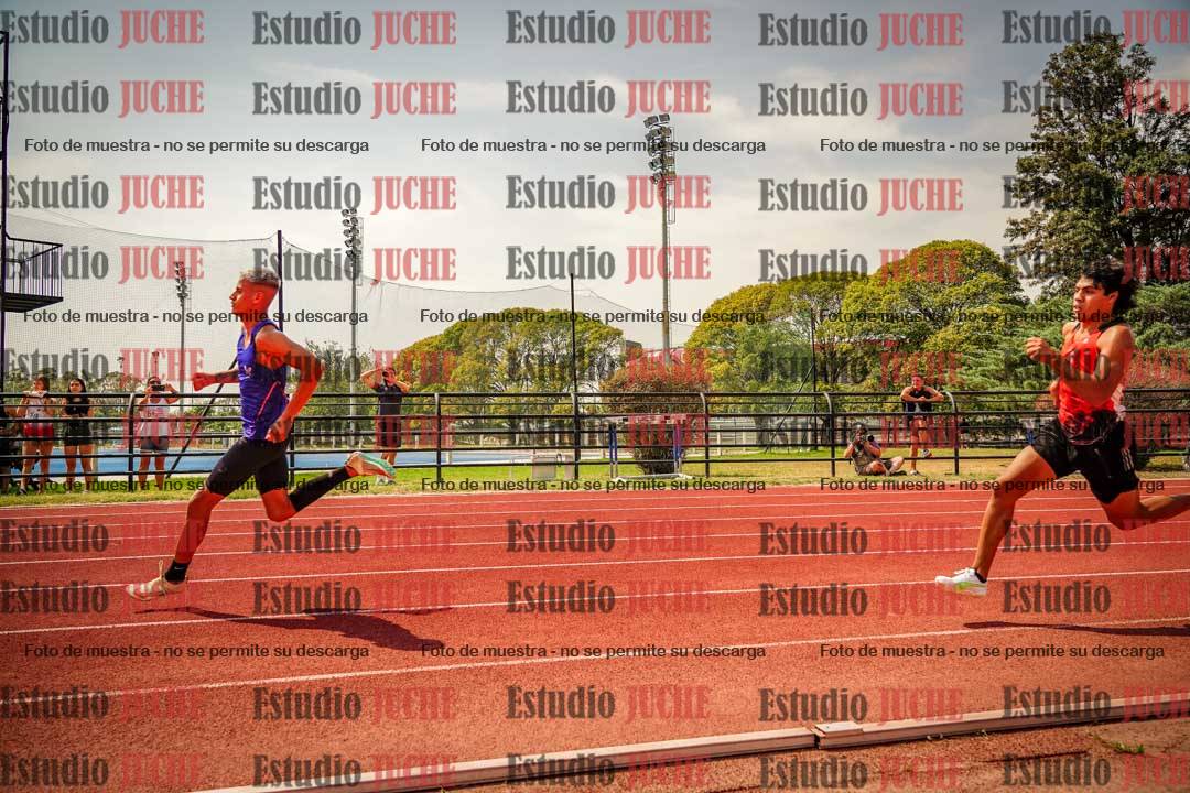 Fotos de los 200 m llanos de varones