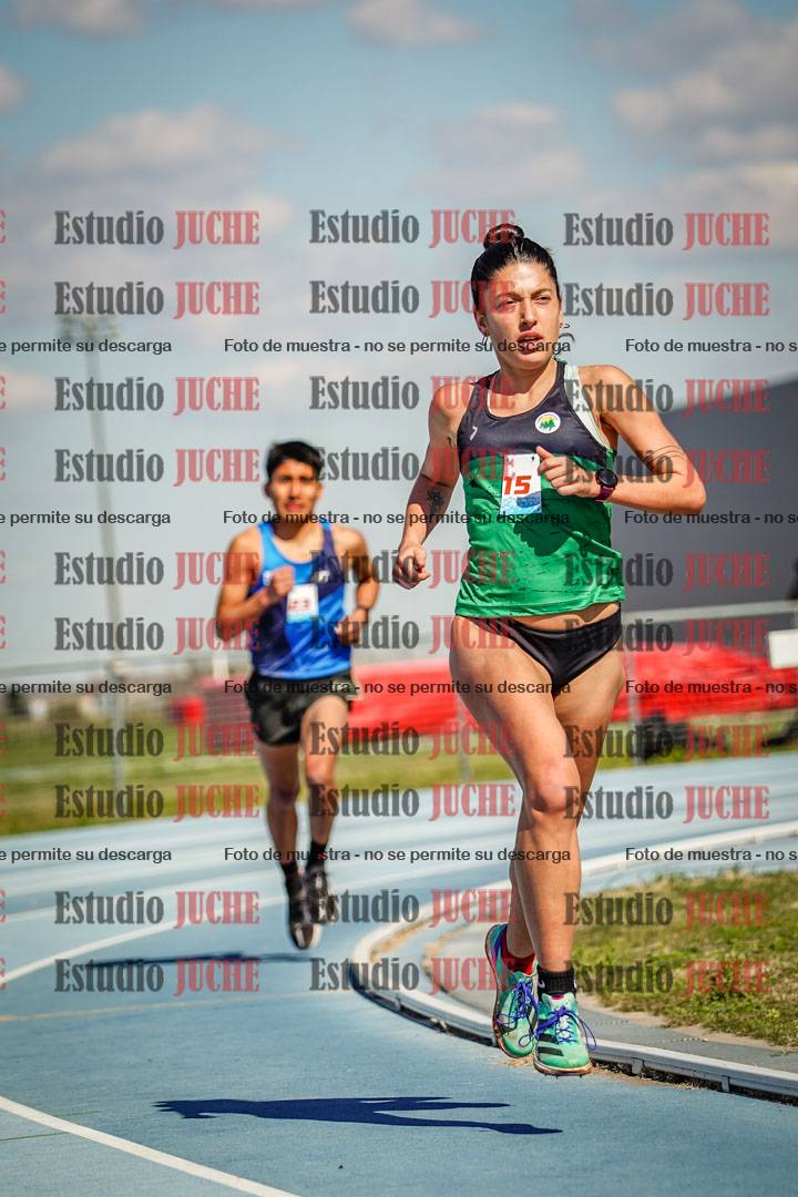 Fotos de los 5000 m llanos de mujeres y varones