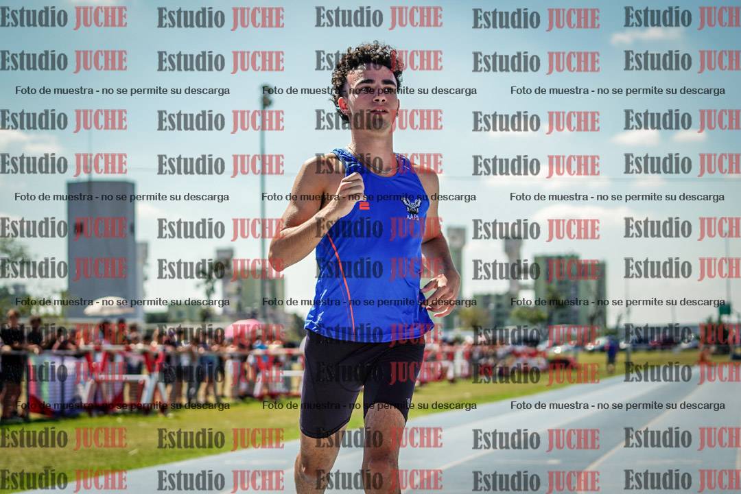Fotos de los 100 m llanos de varones