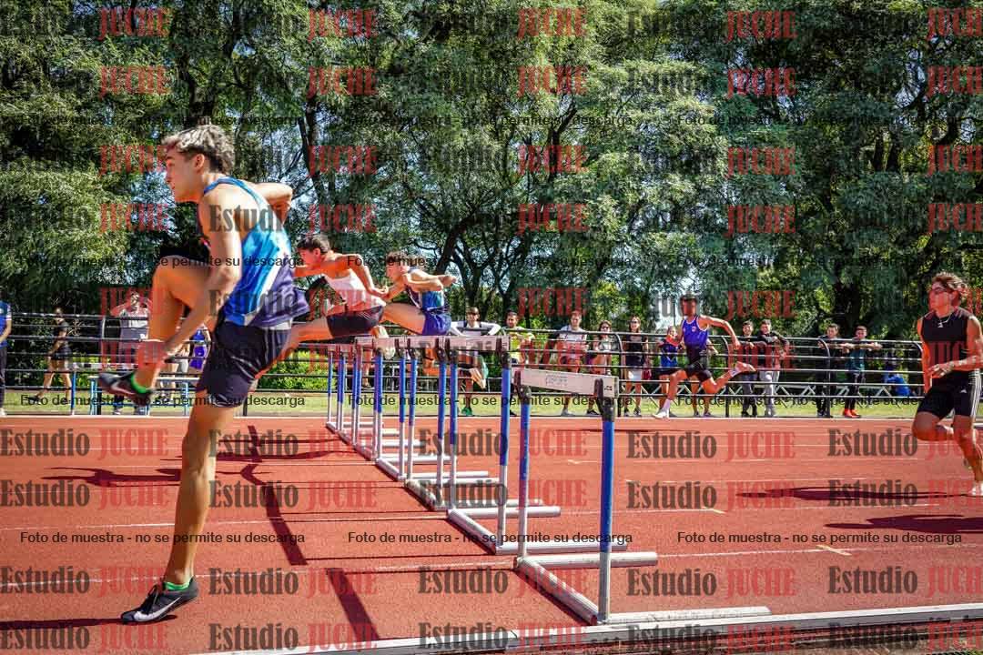 Fotos de los 100 m con vallas de varones